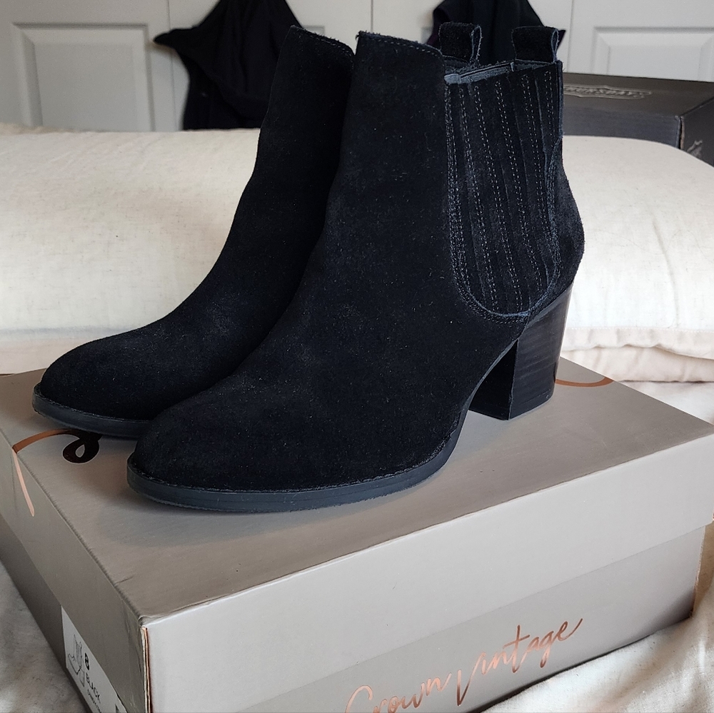 Crown Vintage Cindy Boots